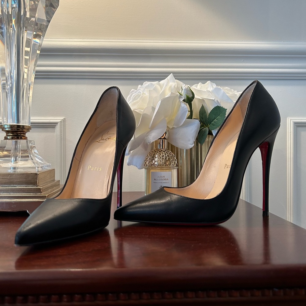 Authentic Christian Louboutin pump